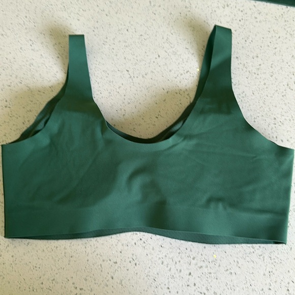 KNIX revolution bra - size medium - Picture 2 of 3